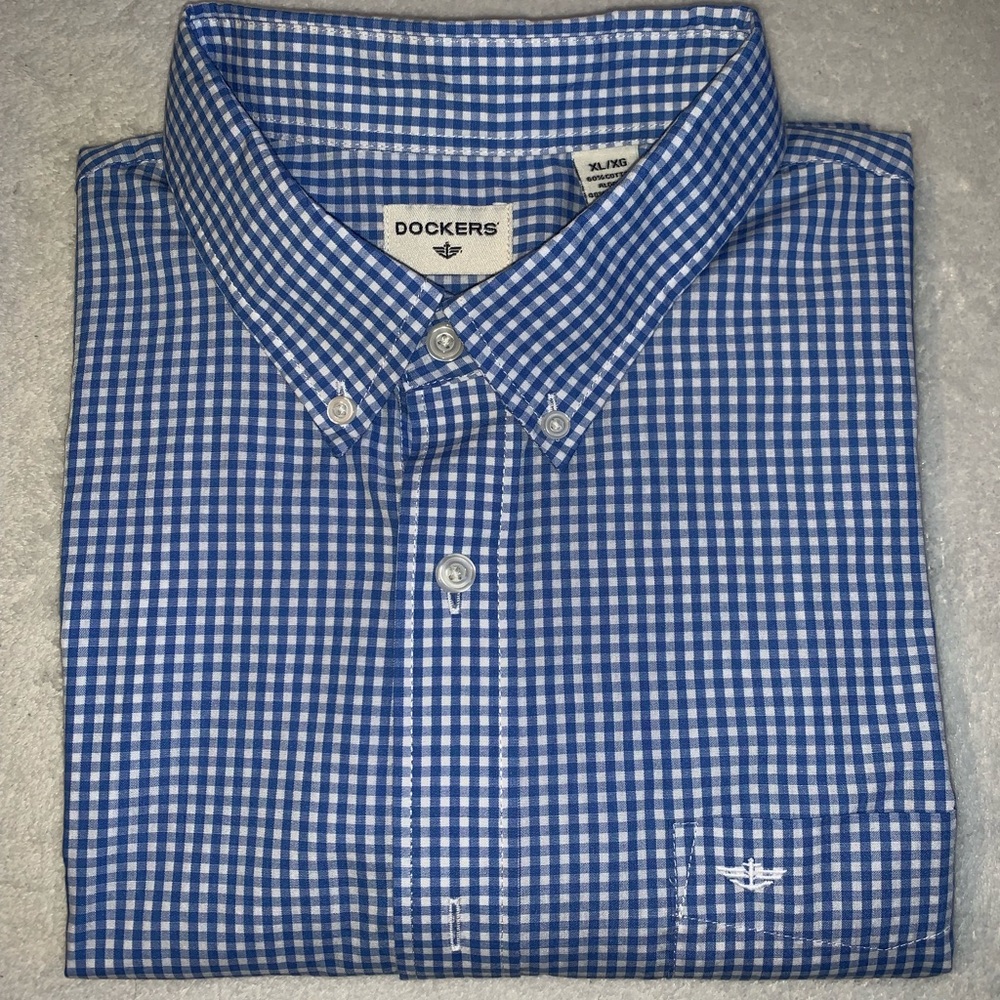 Dockers Button Down Shirt